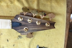 Bass zusammenbauen 3