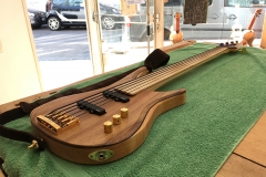 Fertiger Bass