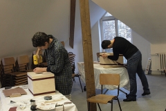 Cajon-Bau-Workshop | Rückwand anschrauben