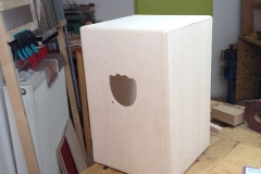 Cajon KlangEins, vor dem Ölen alle Kanten und Ecken rund fräsen