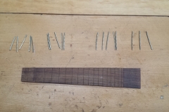 Cavaquinho bauen, Griffbrett und Bünde (noch getrennt)