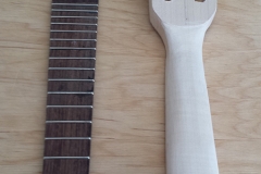 Cavaquinho bauen, Hals und Griffbrett