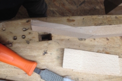 Cigarbox-Guitars, Halskopf grob gesägt