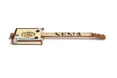 Cigarbox-Guitars, fertig von vorne