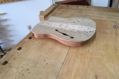 Hollow-Body-E-Gitarre, Body und Decke