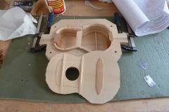 Ukulele bauen, Decke mit Balken und Verstärkungen