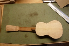 Ukulele bauen, Body und Hals