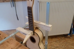 Ukulele bauen, Hochzeit von Body und Hals, endlich