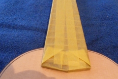 Ukulele bauen, Griffbrett abgeklebt
