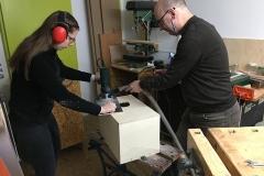 WS Cajon bauen, Kanten schön rund fräsen