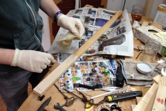 Cigarbox-Guitar, Hals ölen