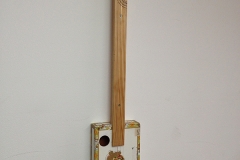 Cigarbox-Guitar, fertig 3