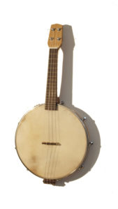 Banjo-Ukulele, Front